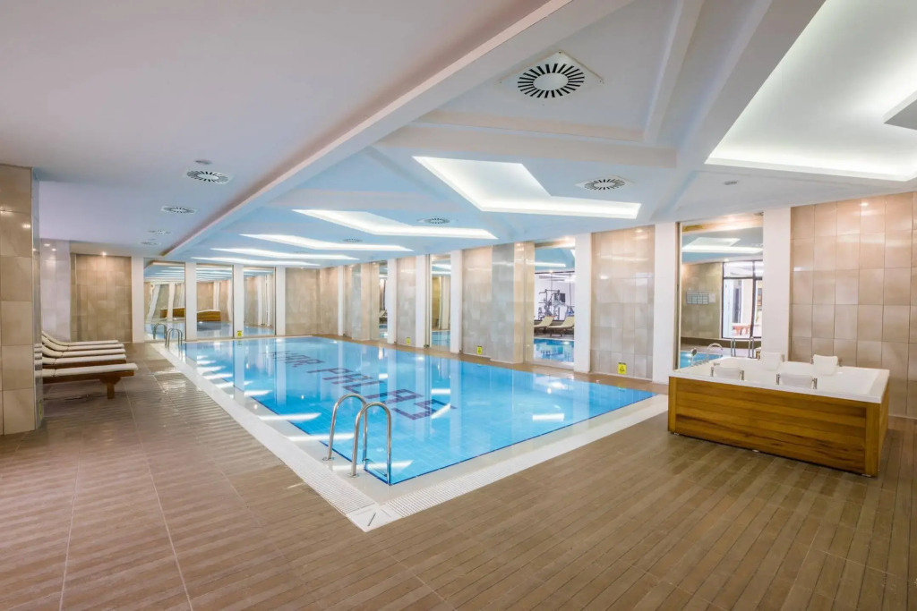 Karpalas City Hotel & Spa
