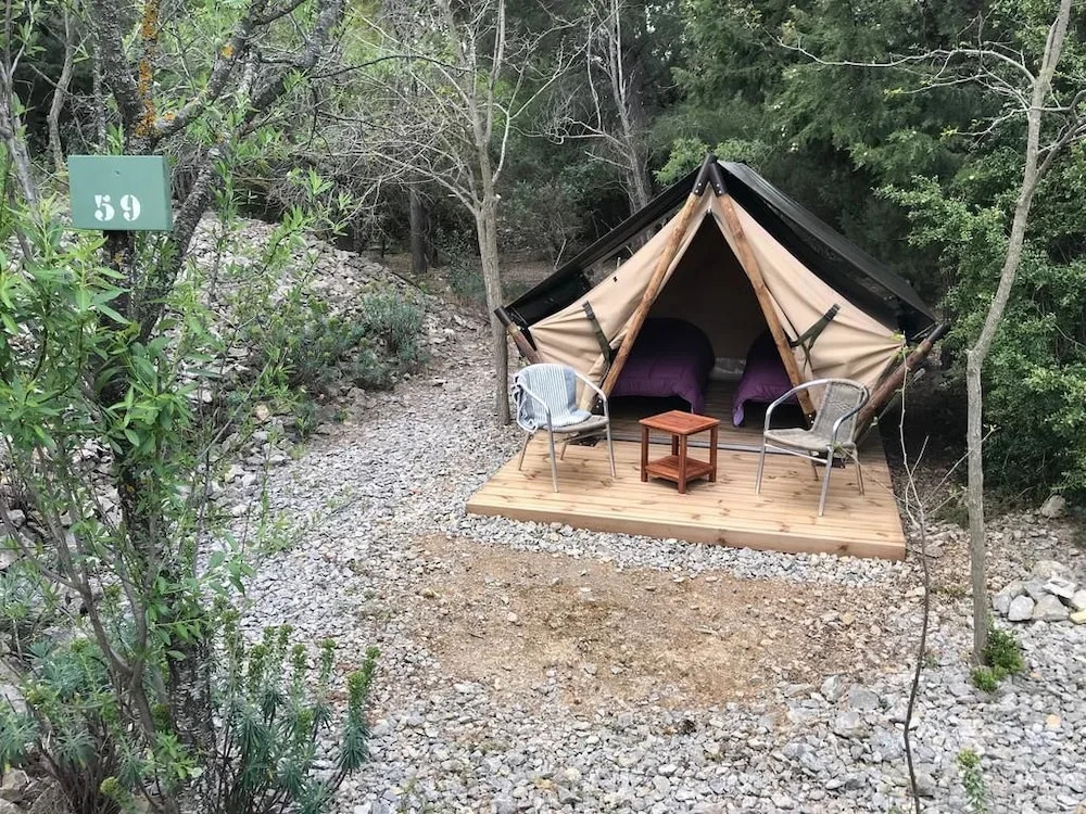Camping la Peiriere - Lodge en Pays Cathare