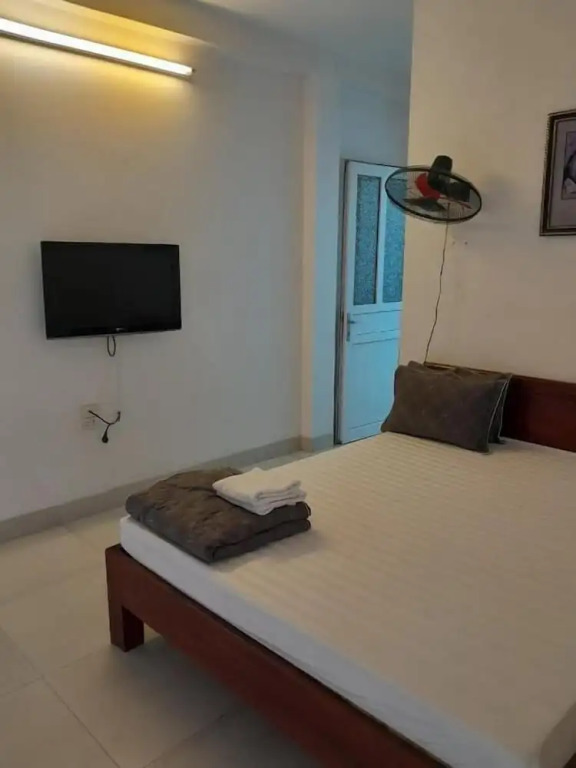 Au Viet Hotel Long Bien- by Bay Luxury