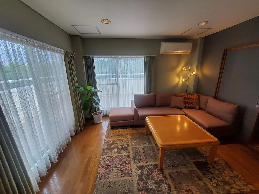 Banboo House