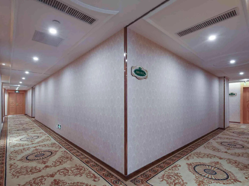 Vienna Hotel (Huizhou Qiuchang Yingbin Road)