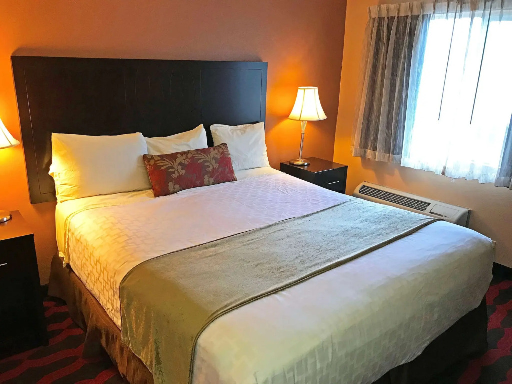 Americas Best Value Inn & Suites-Forest Grove/Hillsboro