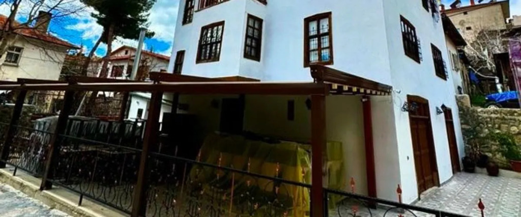 Ayten Hanım Konağı Ermenek