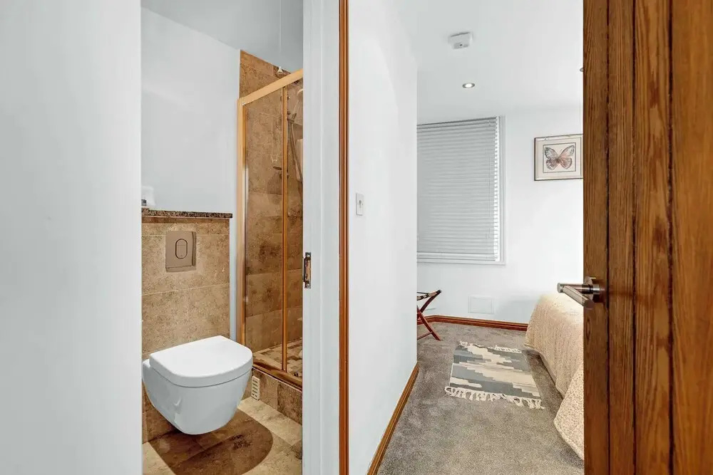 Lovely 1 Bed Home With Garden