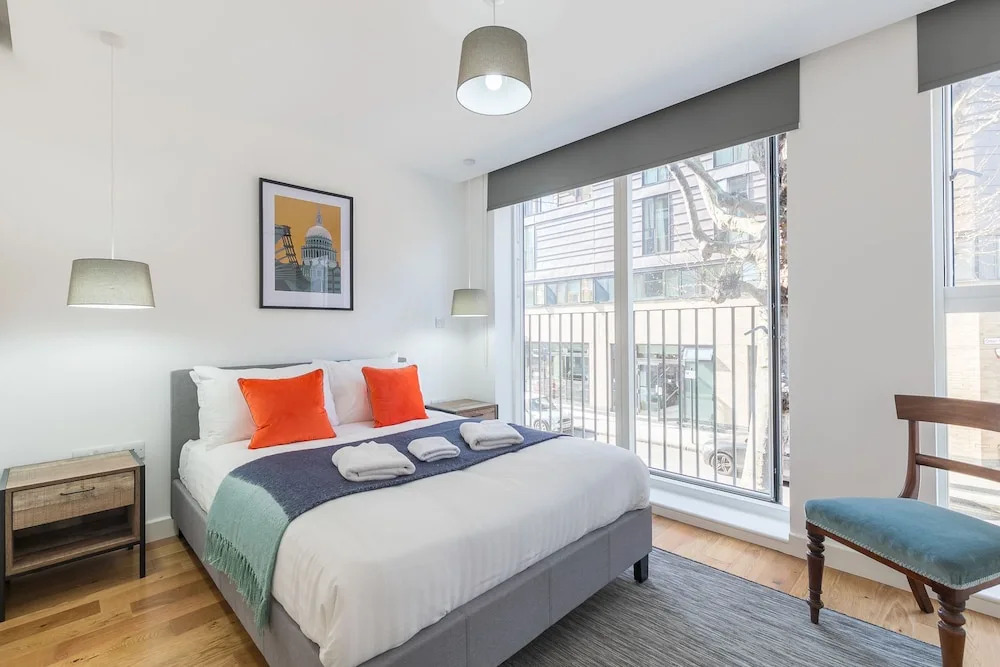New Stylish 2 Bedroom Flat With Balcony Shoreditch