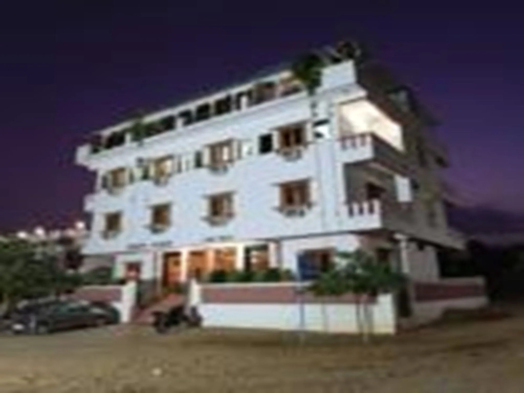 Hotel Teerth Palace