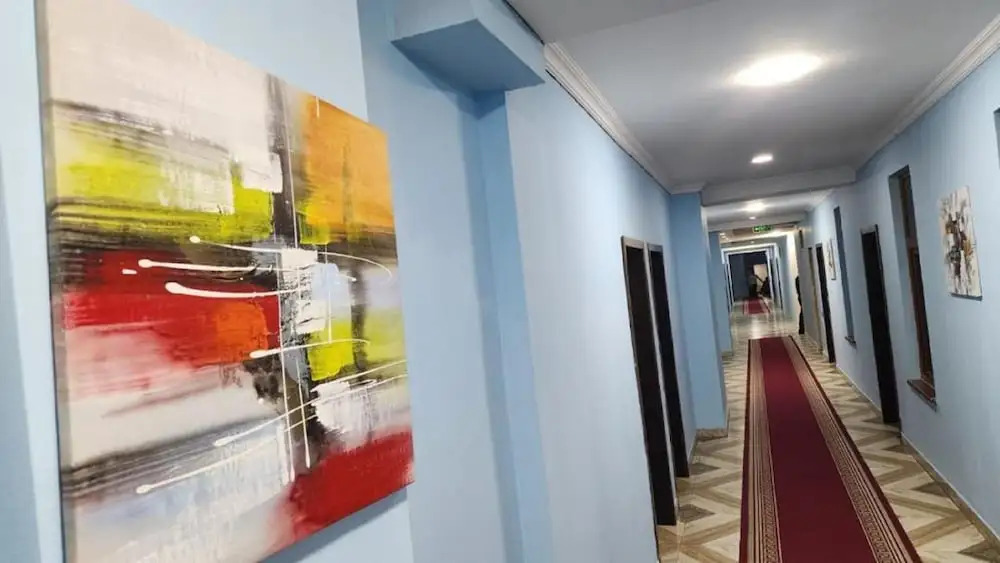 Ariva Center Hotel