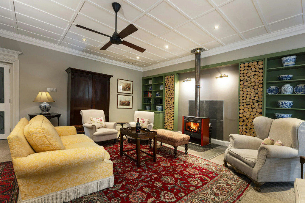 Queens Hotel by BON Hotels