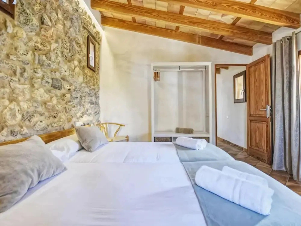 Finca in Sencelles With Pool and Garden