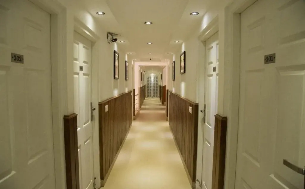 Garden Manor