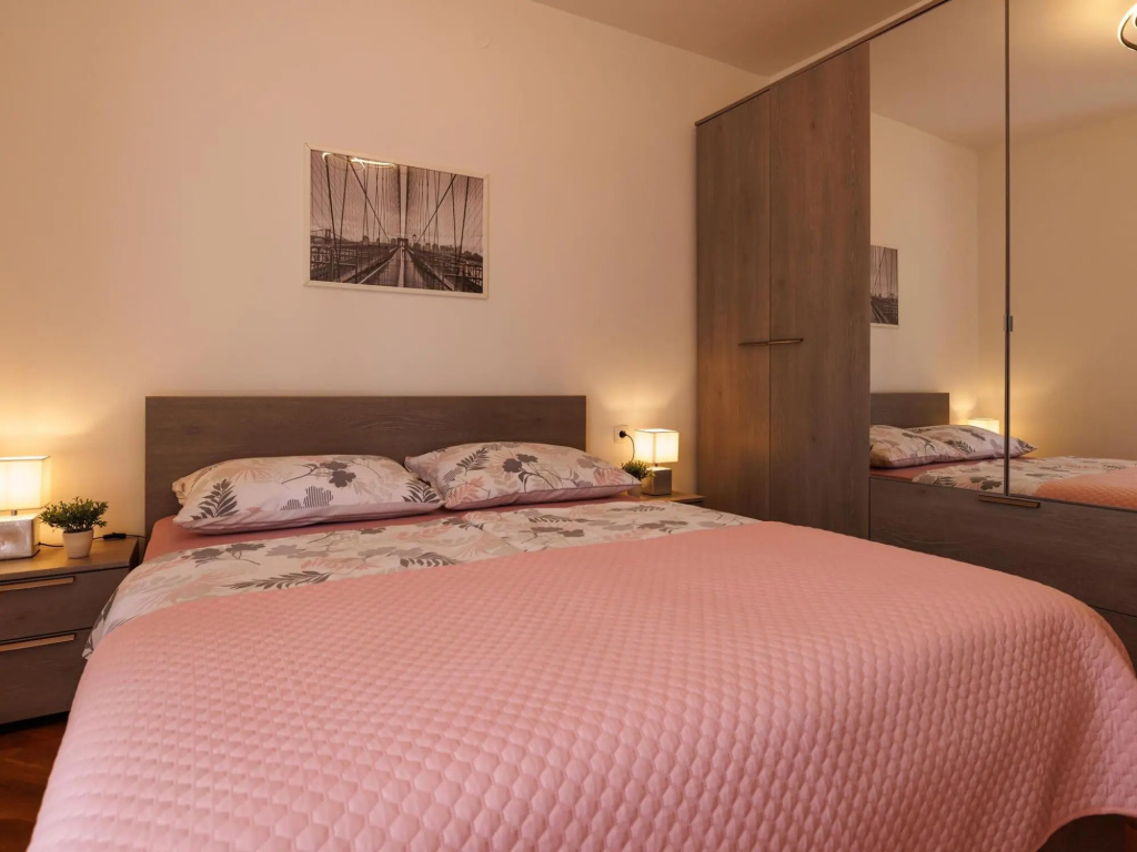 Spacious home with private terrace,200 m distant from the sea