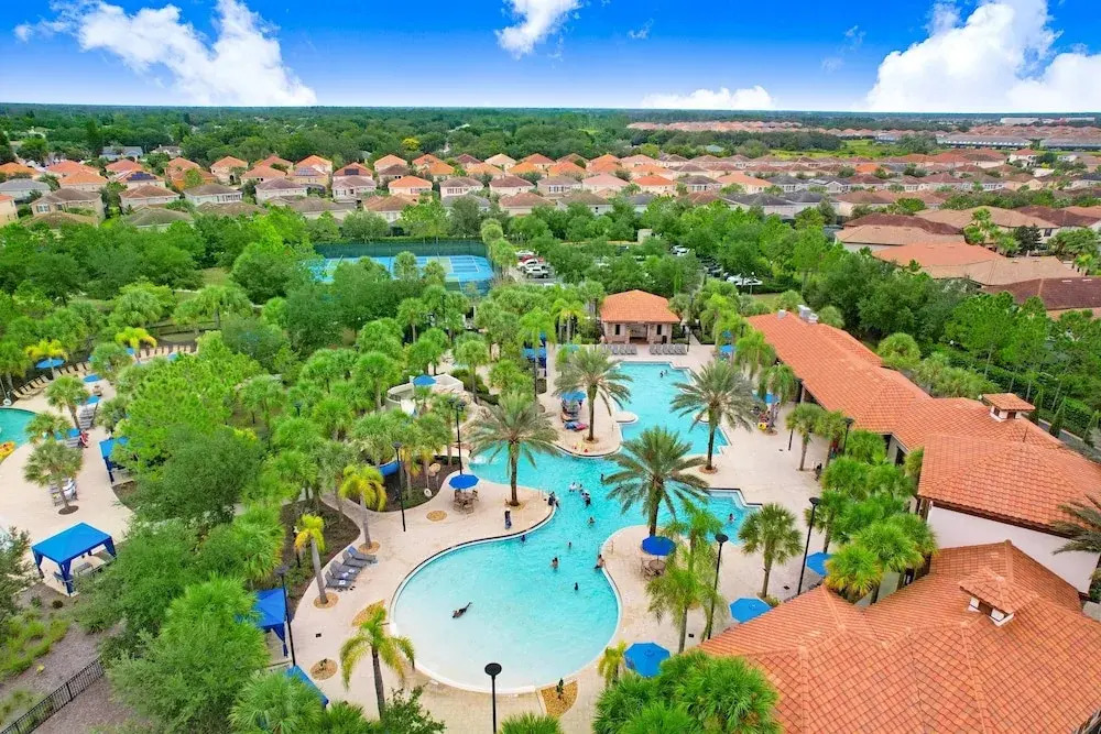 Luxury Pool Home - Resort + Lazy River
