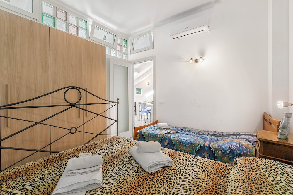 Paolo & Elisa - Sea Front Apartments