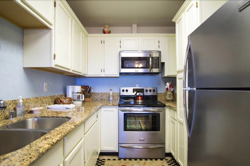 Lake View Condo #25-2 2 Bedrooms 2 Bathrooms Condo