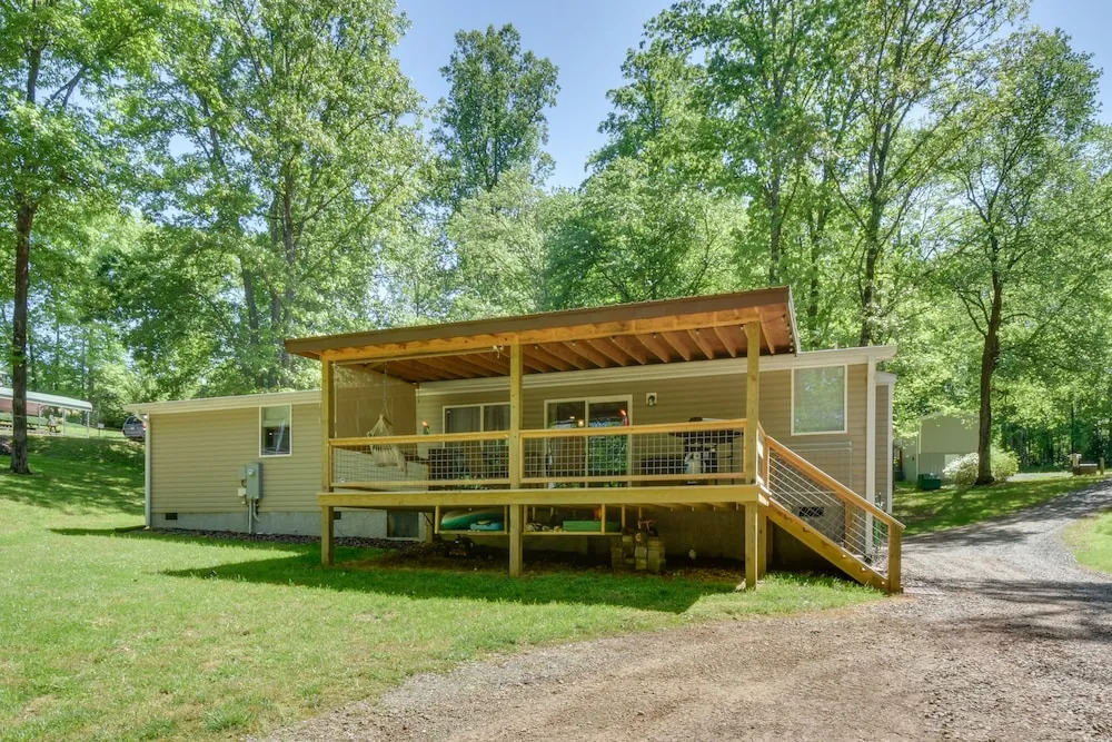 Woodsy Hayesville Home on Jackrabbit Trail!