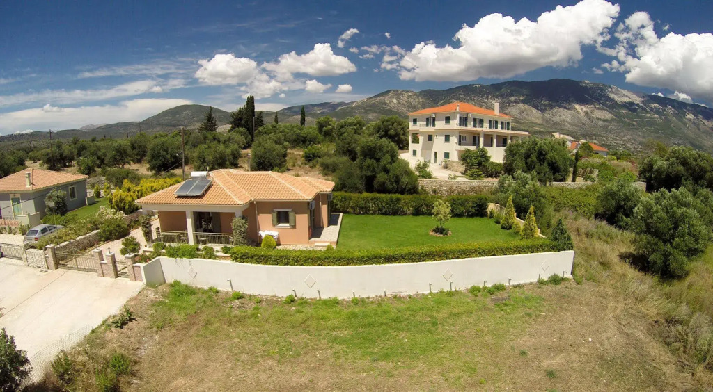 Villa Paraspori