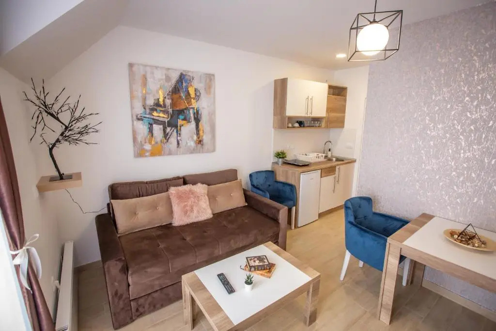 Apartments View Dvori E25