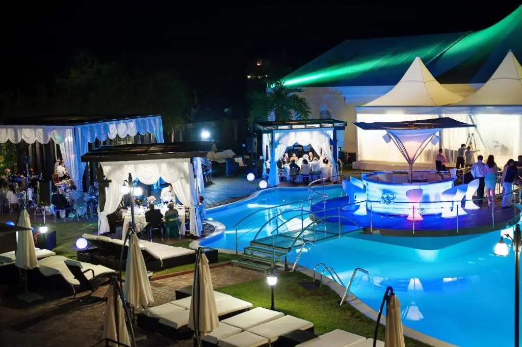 Hotel Magic Trivale