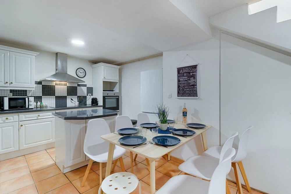 Heart Panier - Renovated Duplex - 3 Bedrooms