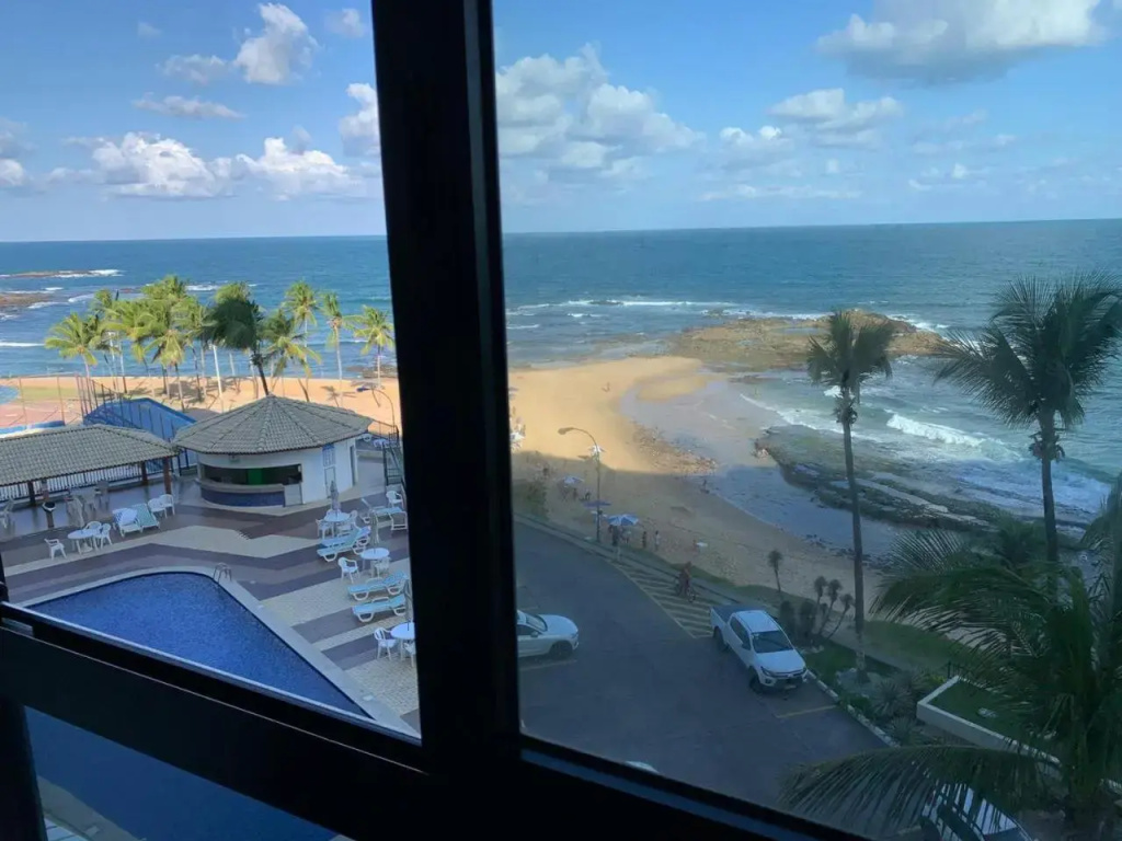 Maravilhoso apartamento 2 quartos vista mar no Ondina Apart