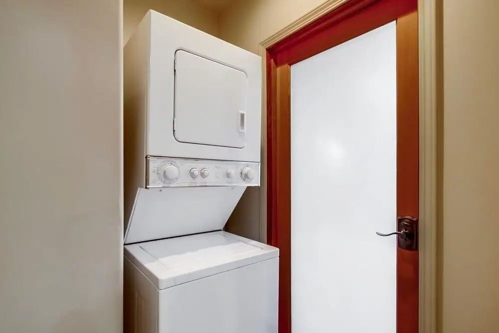 Windansea 2 condo