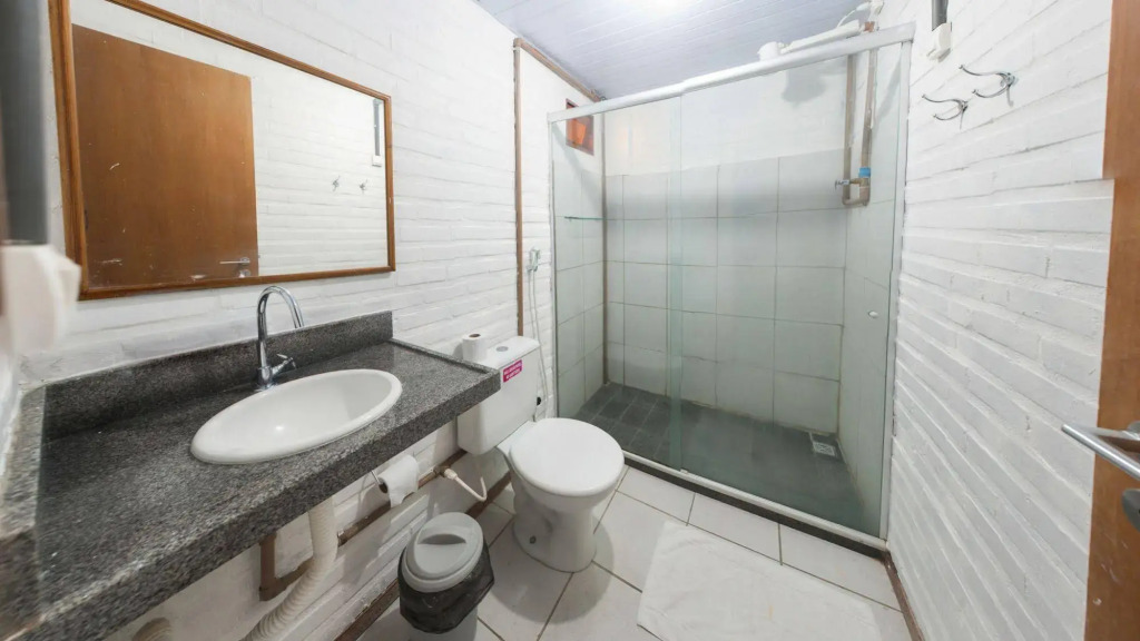 Economy Flat