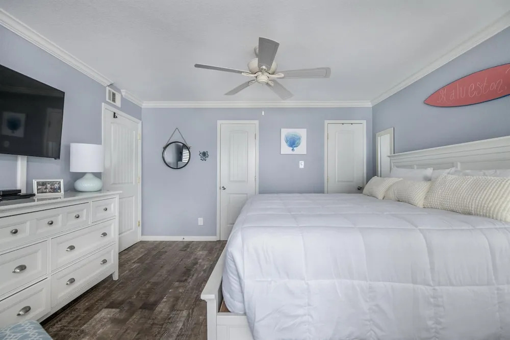Seascape 2315 2 Bedrooms 2 Bathrooms Condo