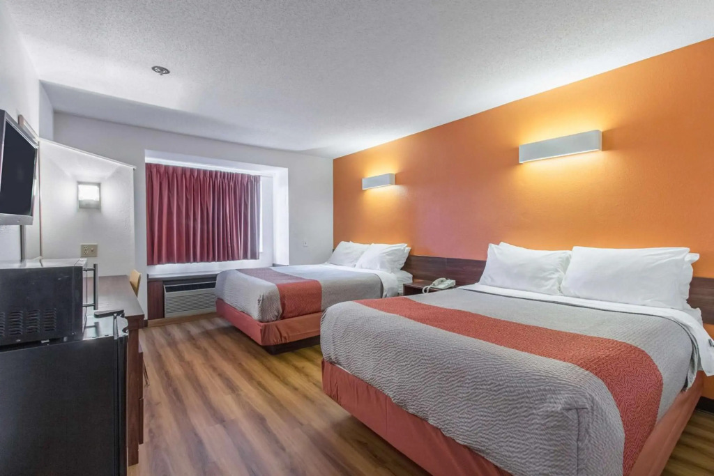 Motel 6-Streetsboro, OH