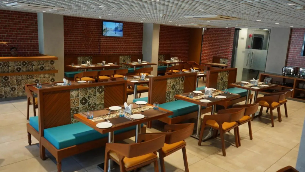 Purple Beds by VITS Dwarkesh, Surat