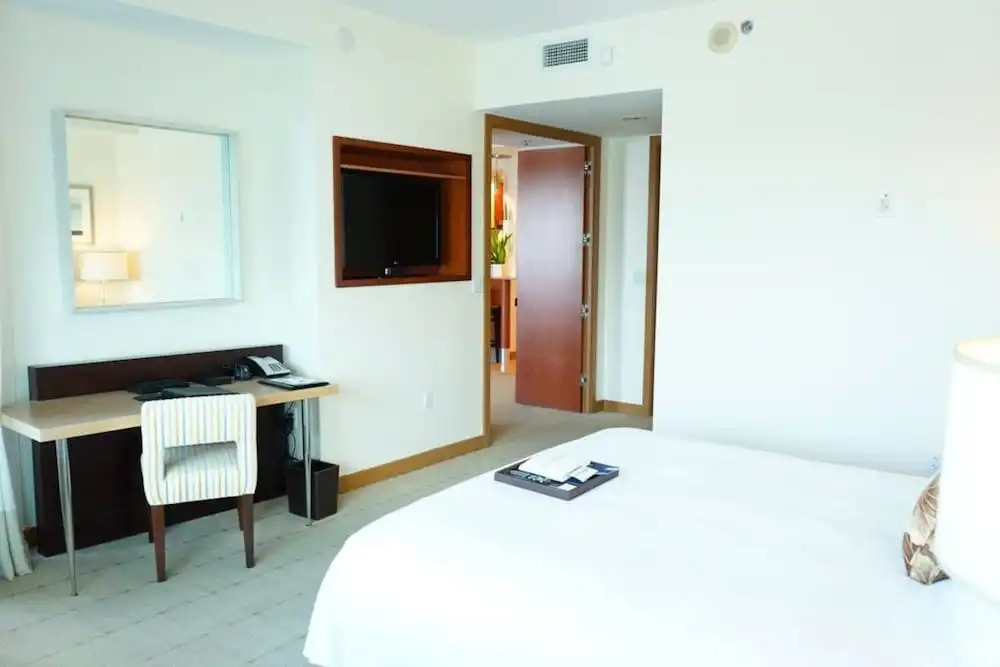 1 bed Condo Brickell-Free Parking
