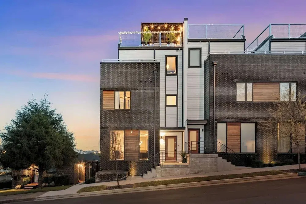 Luxury Retreat Double Rooftop Deck Game Room