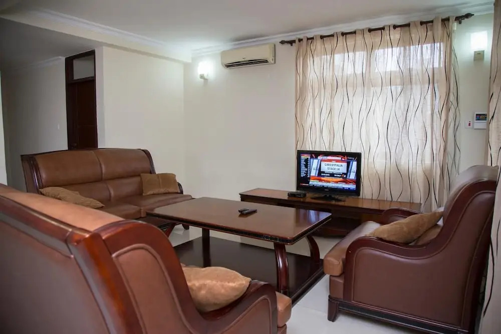 Baobab Hotel Apartment By Zakinn