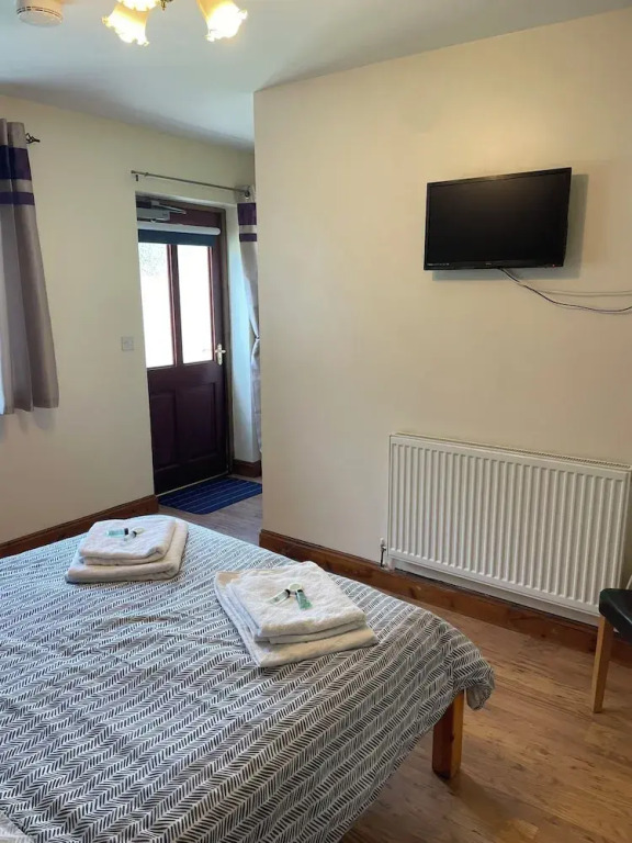 Rooms at the Huntsman Inn