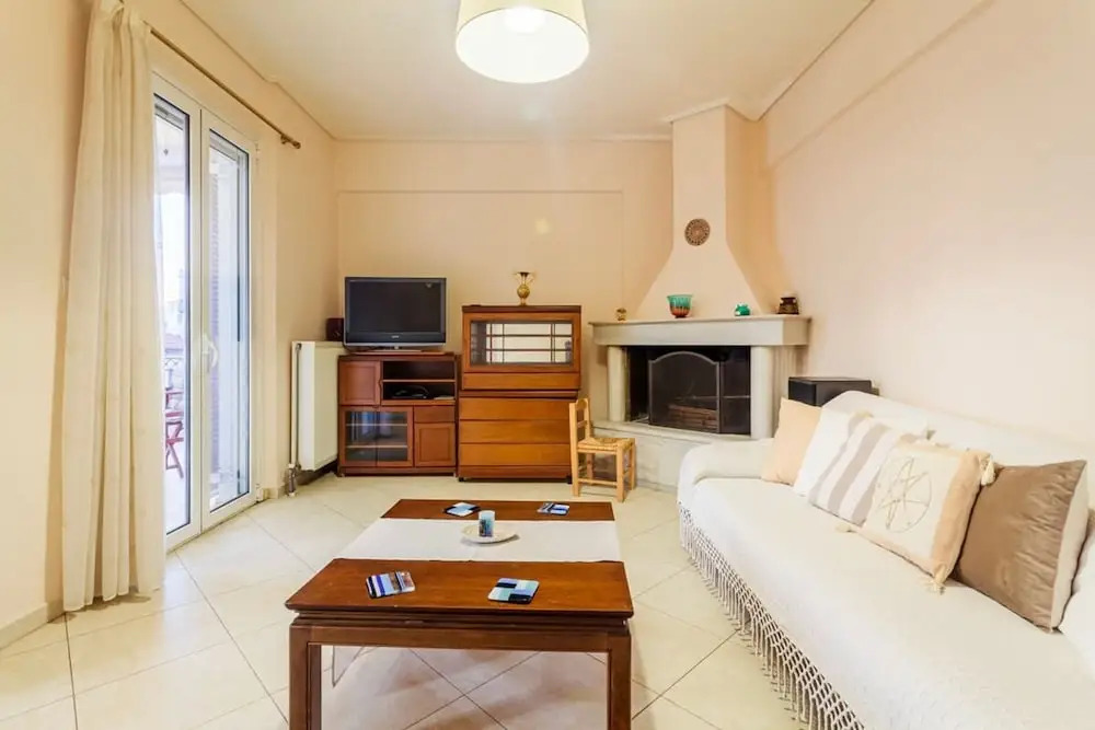 Spacious Urban Haven-family Home Perfect Location