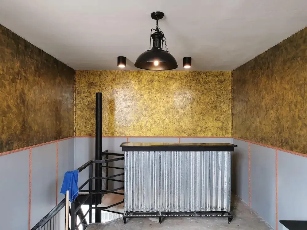 89 Bed & Studio Hostel