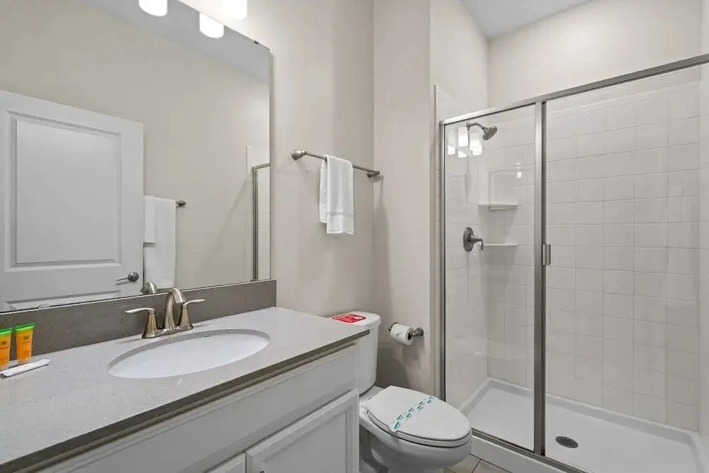 Chic Resort Getaway 15 Min to Disney
