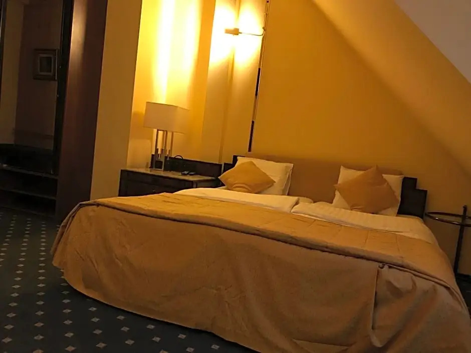 Hotel Podzamcze