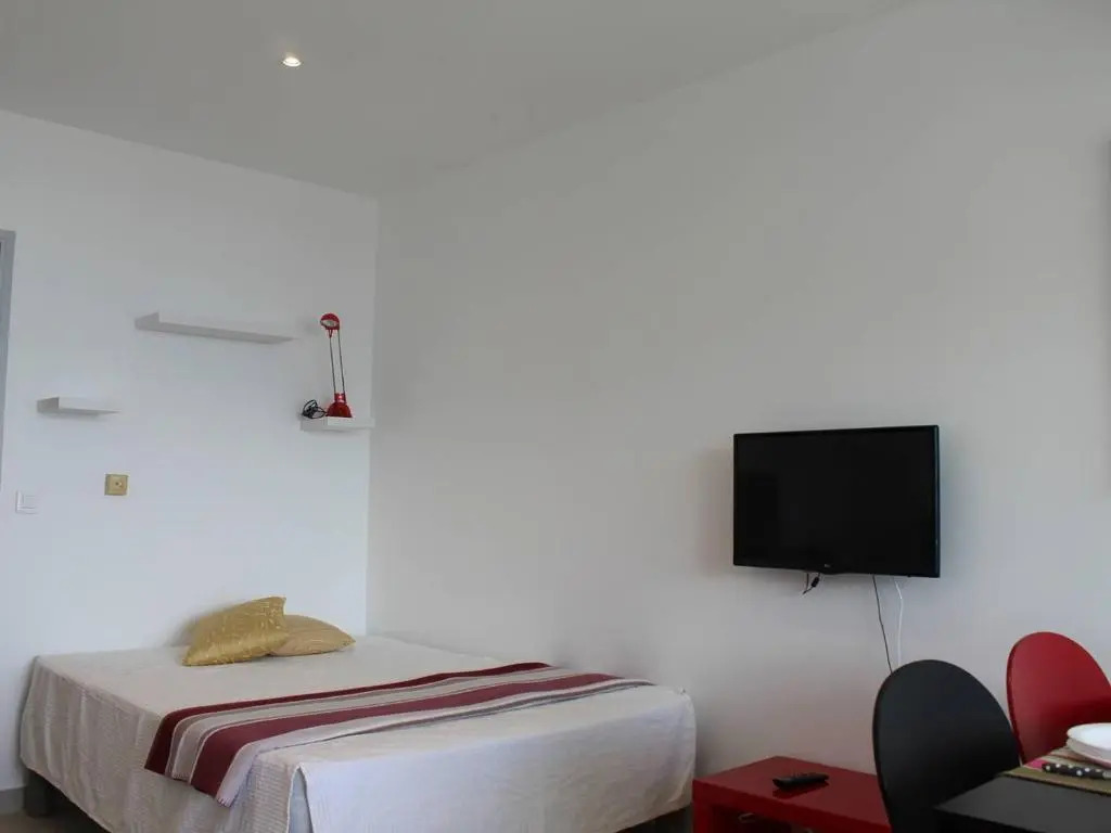 Appartement Villeneuve-Loubet, 1 pièce, 2 personnes - FR-1-252A-19
