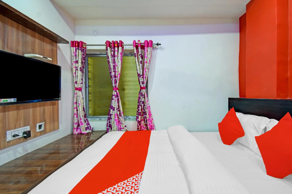 OYO Flagship 78299 White Stone Hospitality