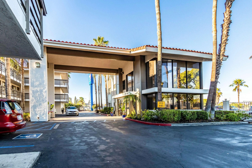 Comfort Inn North Anaheim