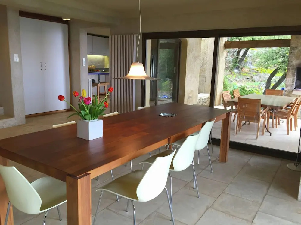 Villa with heated pool, pétanque, spa & view