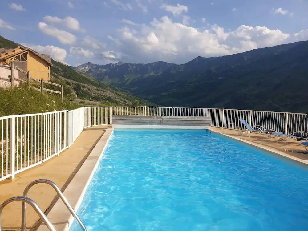 Apartment with 2 Bedrooms in Valmeinier, with Wonderful Mountain View, Shared Pool, Terrace - 300 M From the Slopes