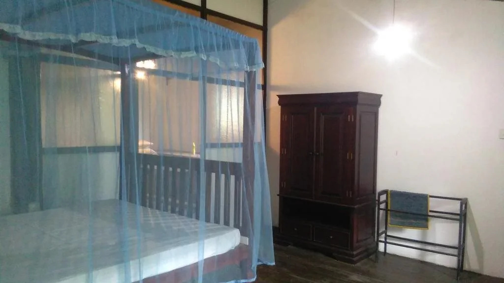 Zahir Retreat