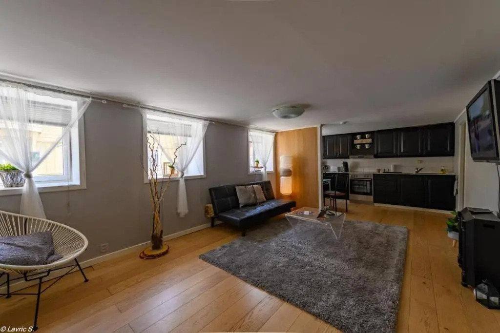 BnB Apartment 1 Nice & Cozy"central 2 Rooms by Berti