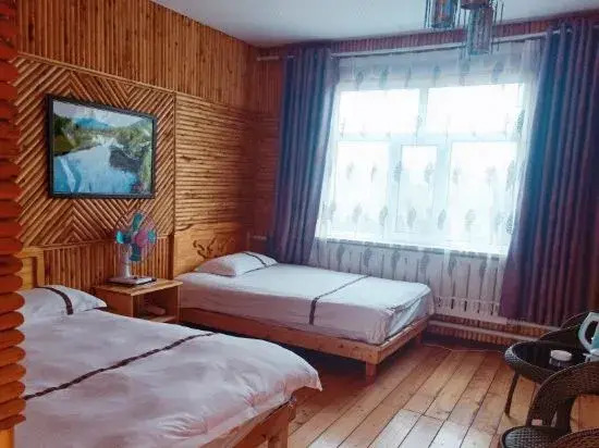 Ergun Shiwei Linjiang Sophia Family Tour Homestay