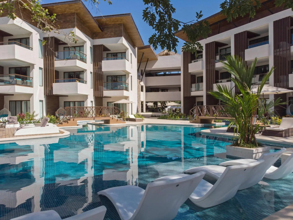 Azura Beach Resort - All Inclusive - Adults Only