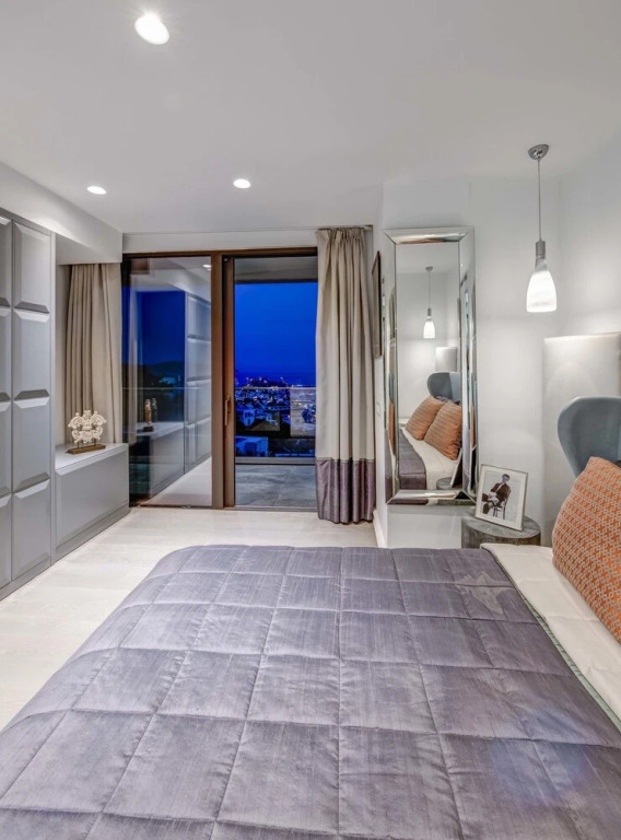 Miramar Villa 3 bedroom 1