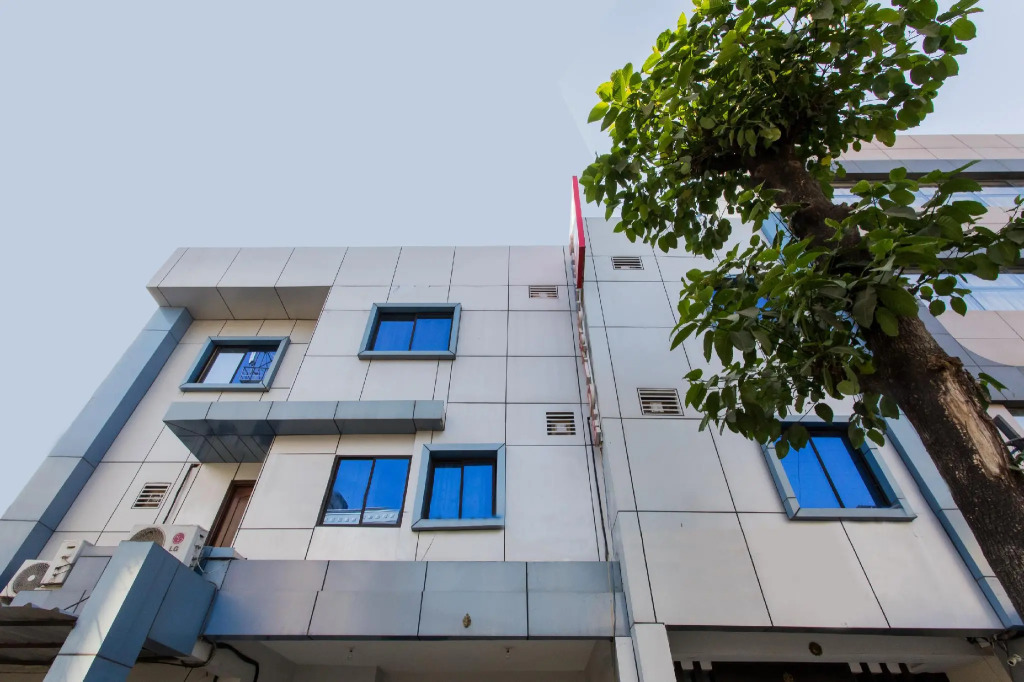 OYO 2533 Hotel Pride