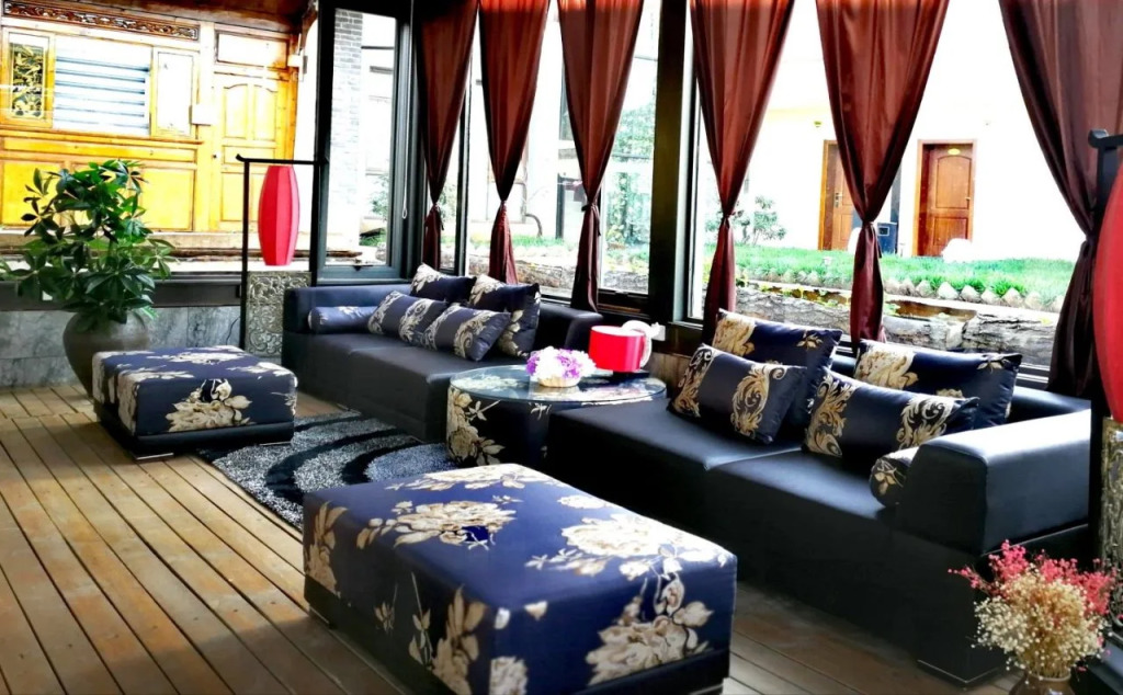 Huamei Club Lijiang