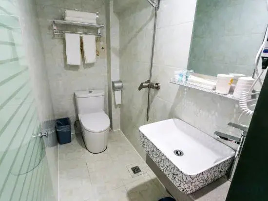 Holiday Inn on Sunday (Shanghai New International Expo Center)